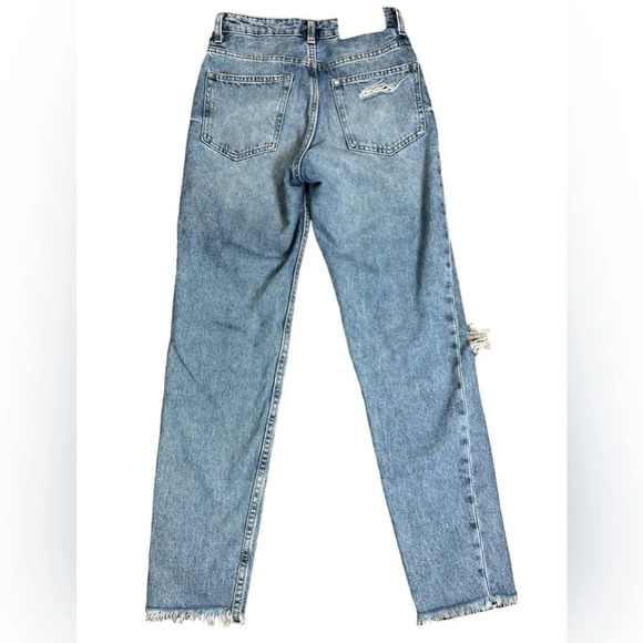 &denim low waist boyfriend jeans distressed knee size 0 in excellent condition - Picture 2 of 4